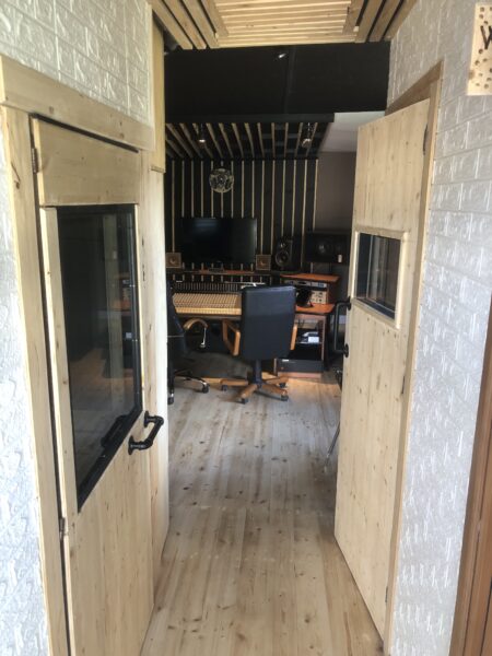 Audiostar Production - Il tuo spazio creativo a due passi dal mare